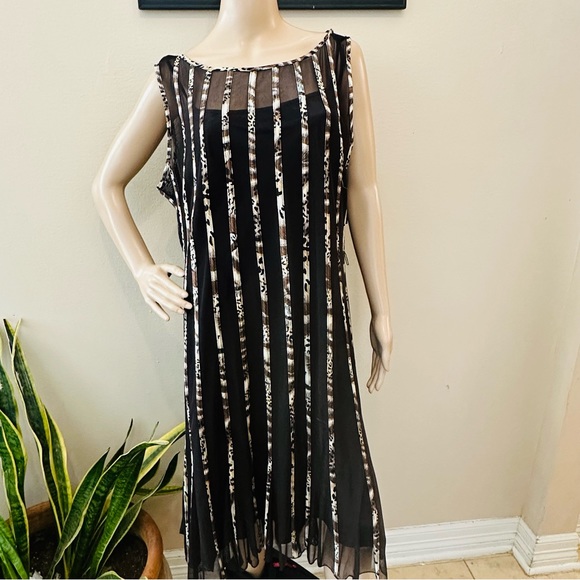 Sandra Darren Gorgeous Striped maxi dress. Sz 18 - Picture 1 of 7